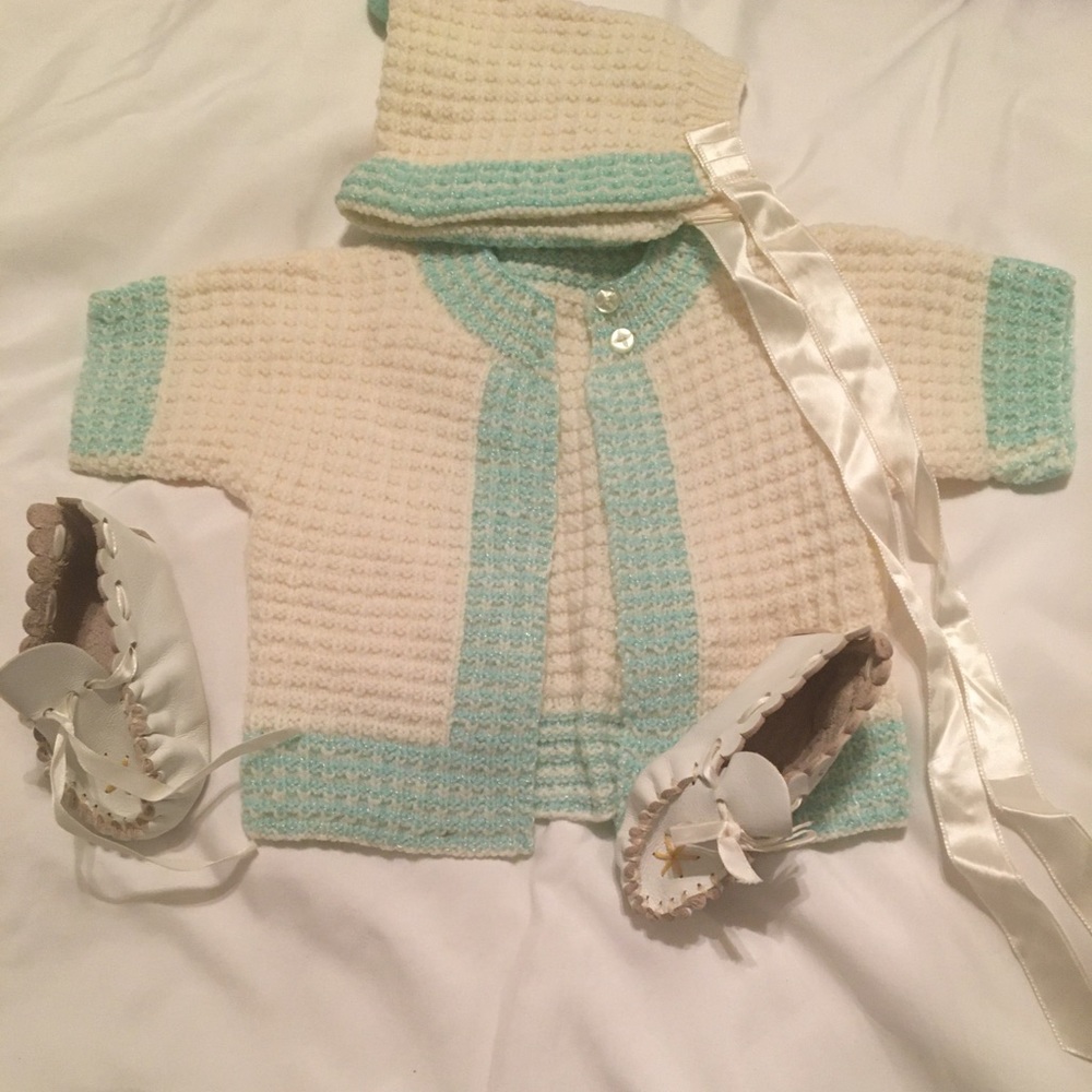 Infant sweater, hat and booties